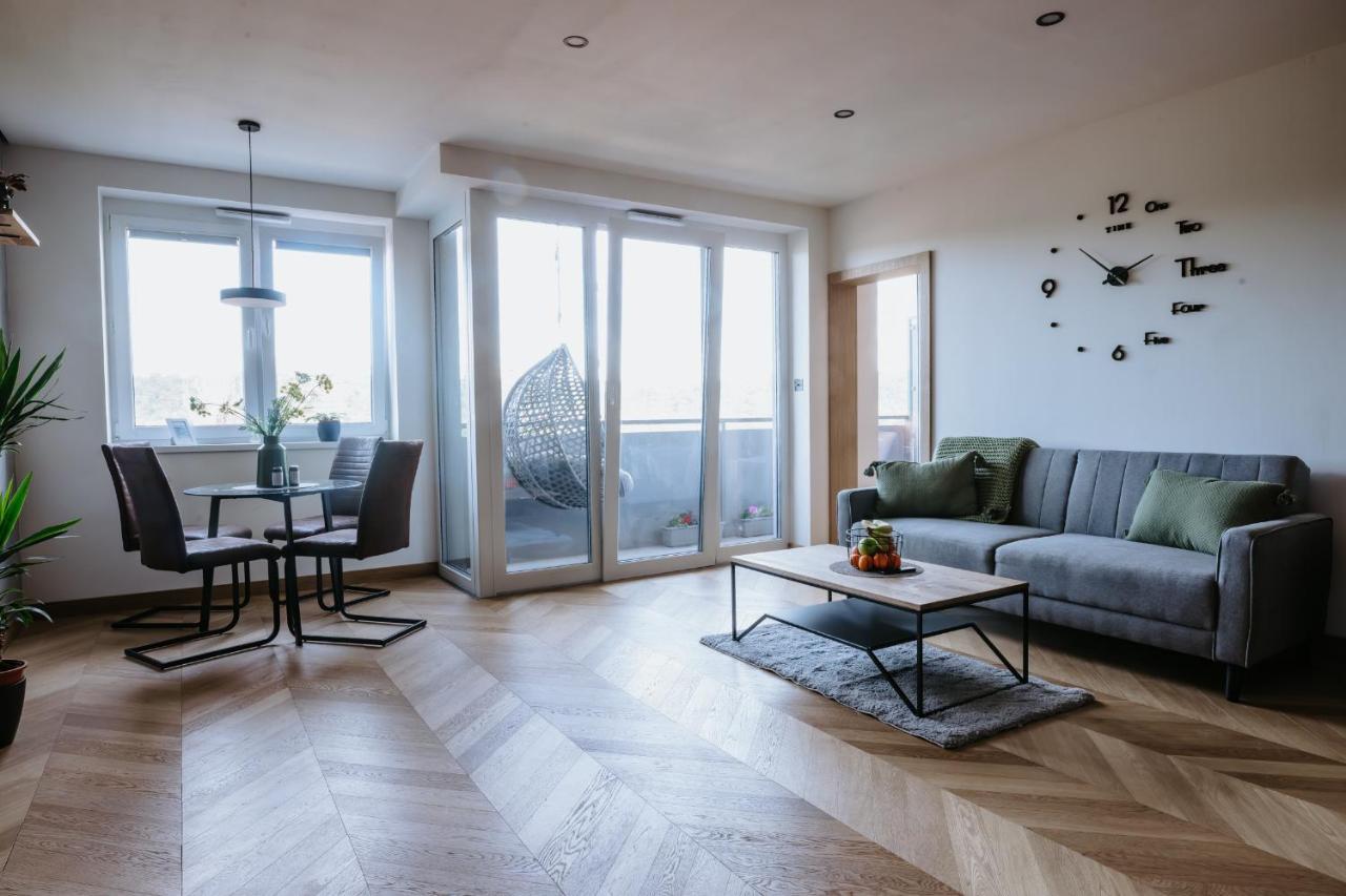 Apartamento Minimalist Design Penthouse - Kosice Old Town Exterior foto